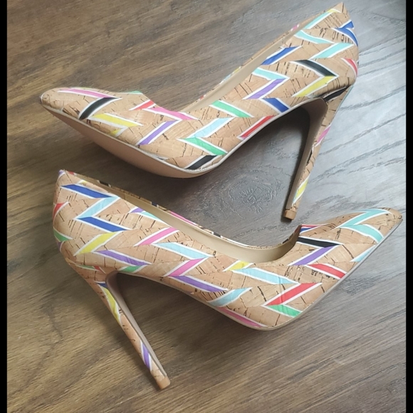 Shoe Dazzle like new cork style colored heels - Picture 4 of 9